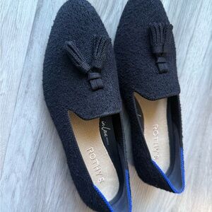 Rothy's Black Almond Tassel Loafers in Black Boucle - EUC